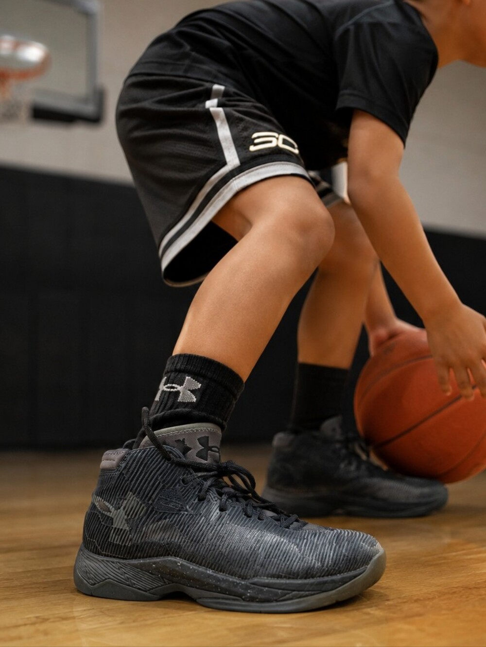 Under Armour Curry Basketball Shoes Black Gray Youth 6.5Y